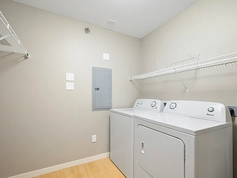 13. Agassiz A - Laundry 13. Agassiz A - Laundry