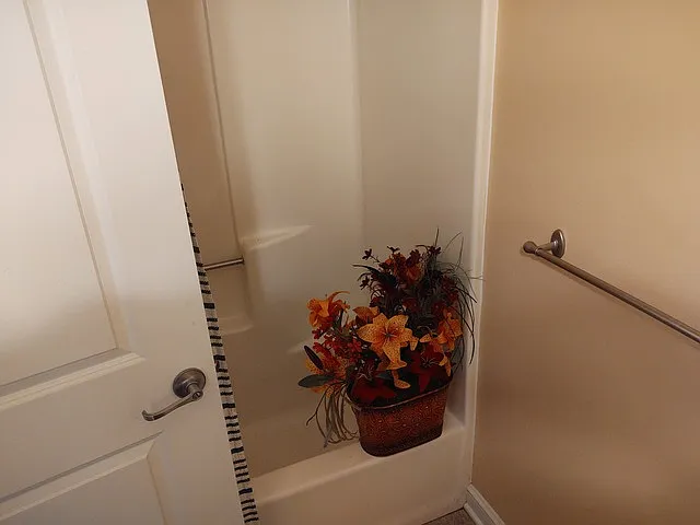 440 Barrenwood Dr — Photo 8