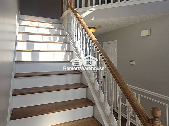 4th image of 852 Rockfount Way