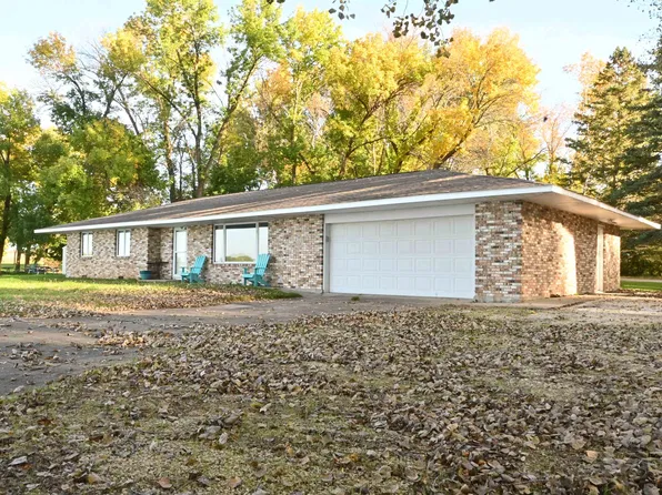 42125 360th Ave, Ruthven, IA 51358