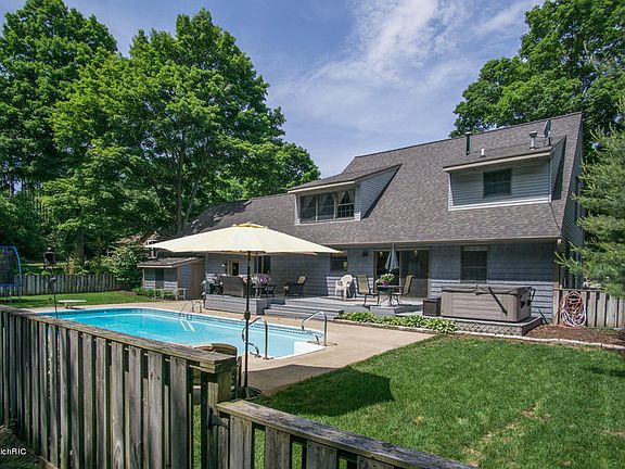 5th image of 12462 Lakeshore Dr