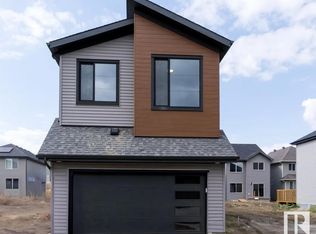 3026 Dixon Lndg SW, Edmonton, AB T6W 5L1