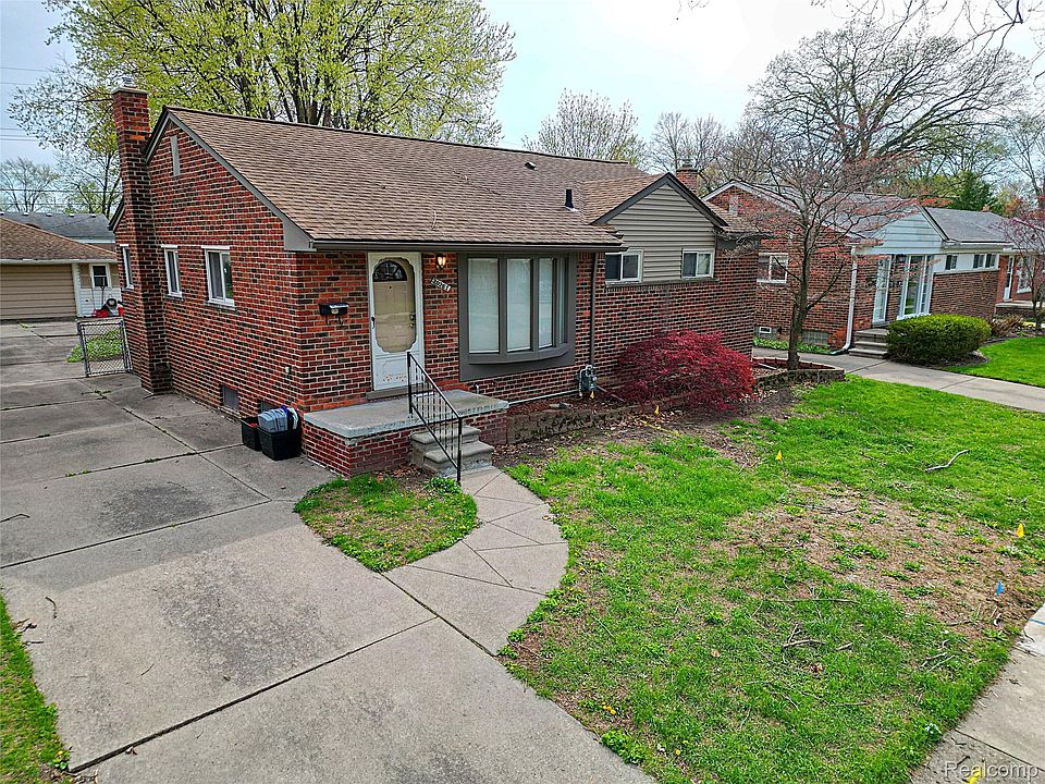 1st image of 30261 Westfield St