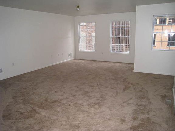 3rd image of 147 Lafayette St