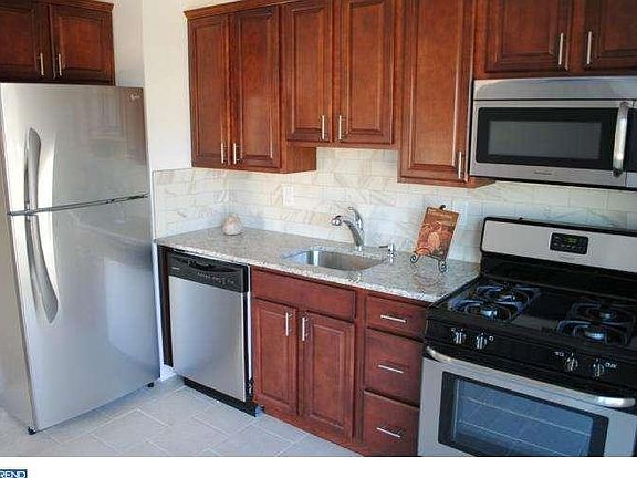 5th image of 21 W Balbach Ave