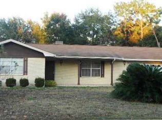 3520 Wimbledon Dr, Pensacola, FL 32504