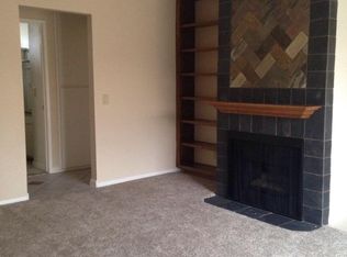 24934 Walnut St APT 210, Newhall, CA 91321