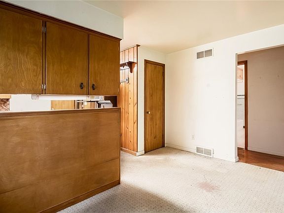 3rd image of 3140 E Winding Way