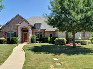 1060 Hudson Dr, Mansfield, TX 76063