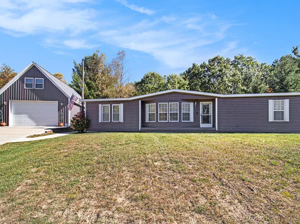 1282 S Locust Ave, White Cloud, MI 49349