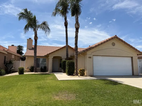 7319 Chilibre St, Bakersfield, CA 93313