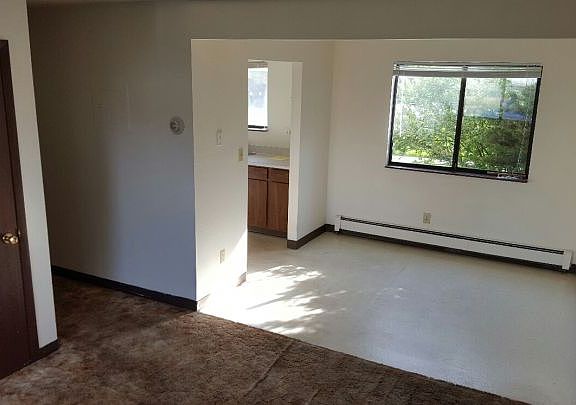 3rd image of 540 S 28th St APT 19