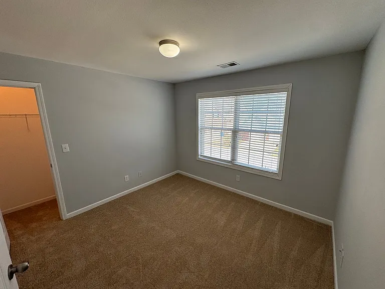 6902 Grand Hickory Dr — Photo 13