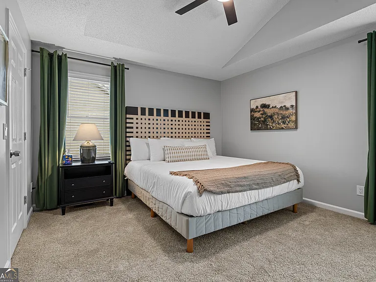 13 Huntcliff Dr — Photo 17
