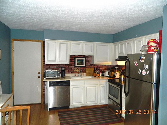 4th image of 5751 Lake Superior Dr