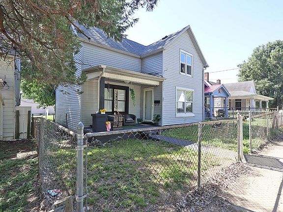 3rd image of 702 Letcher St