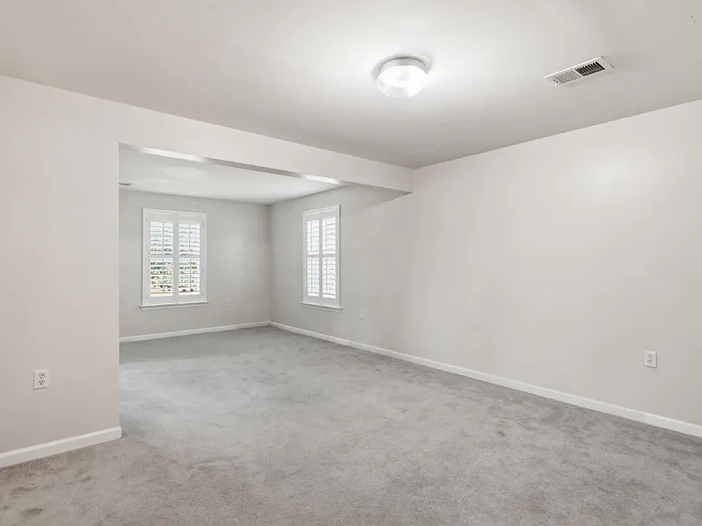 69 Carnegie Links Dr — Photo 36