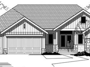 1757 NE Parkwood Dr, Lees Summit, MO 64064