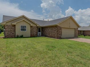 521 Gray Fox Run, Edmond, OK 73003