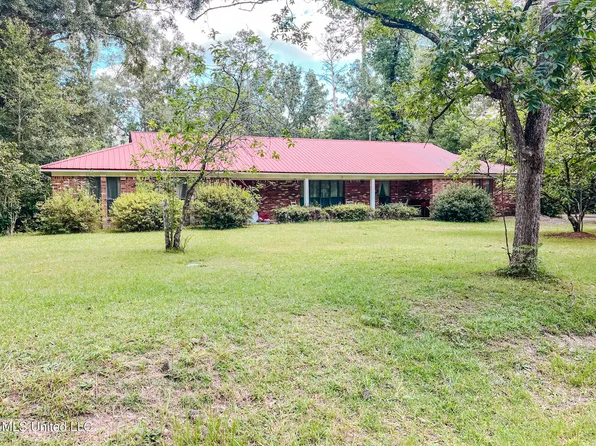 606 Maples Rd, Leakesville, MS 39451
