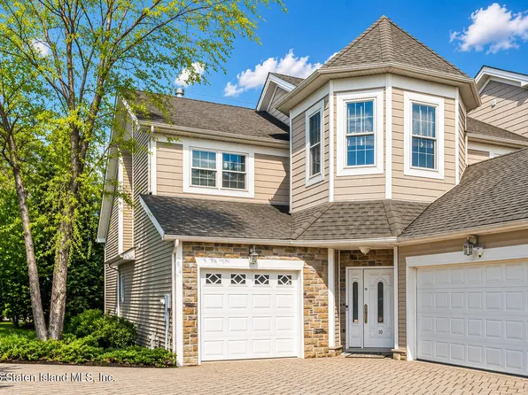 10 Chart Loop, Staten Island, NY 10309