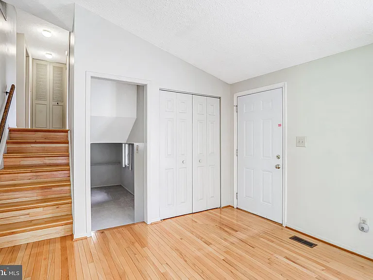 1803 E Beech Rd — Photo 14