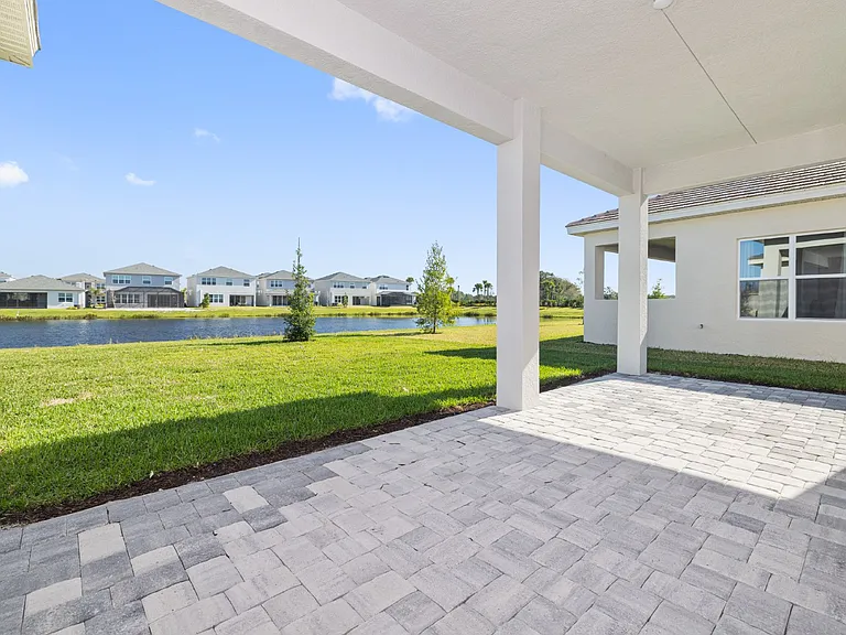 32754 Tree Of Life Ave — Photo 24