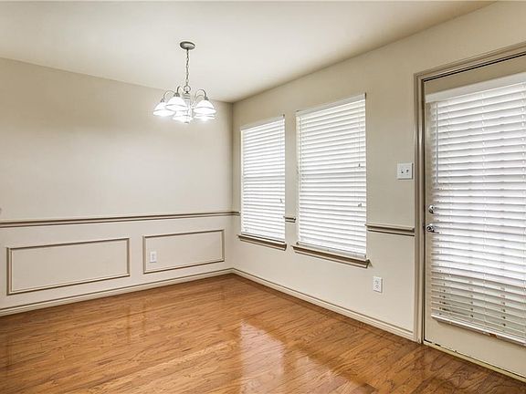 5th image of 3983 Fernando Dr