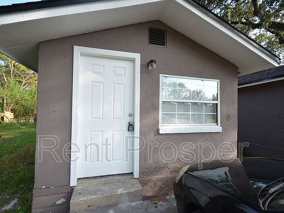 2nd image of 3604 Washington St