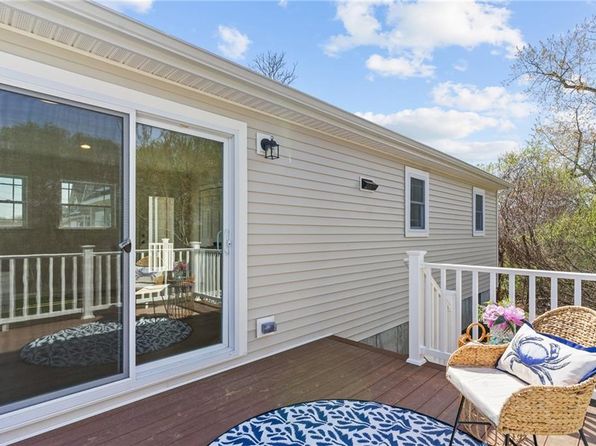 64 Burnside Ave UNIT 87, Narragansett, RI 02882