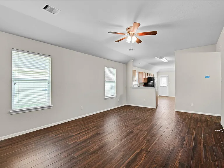 5939 Brenwood Trails Ln — Photo 6