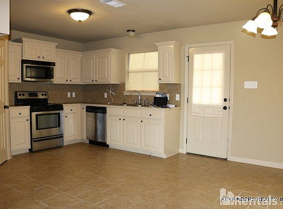 5th image of 33738 Crosscreek Dr