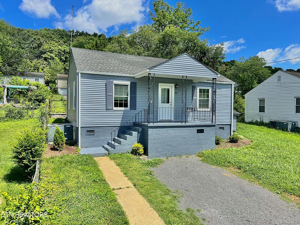 1st image of 2627 Larkwood Ln