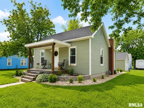 202 1st St, Cantrall, IL 62625