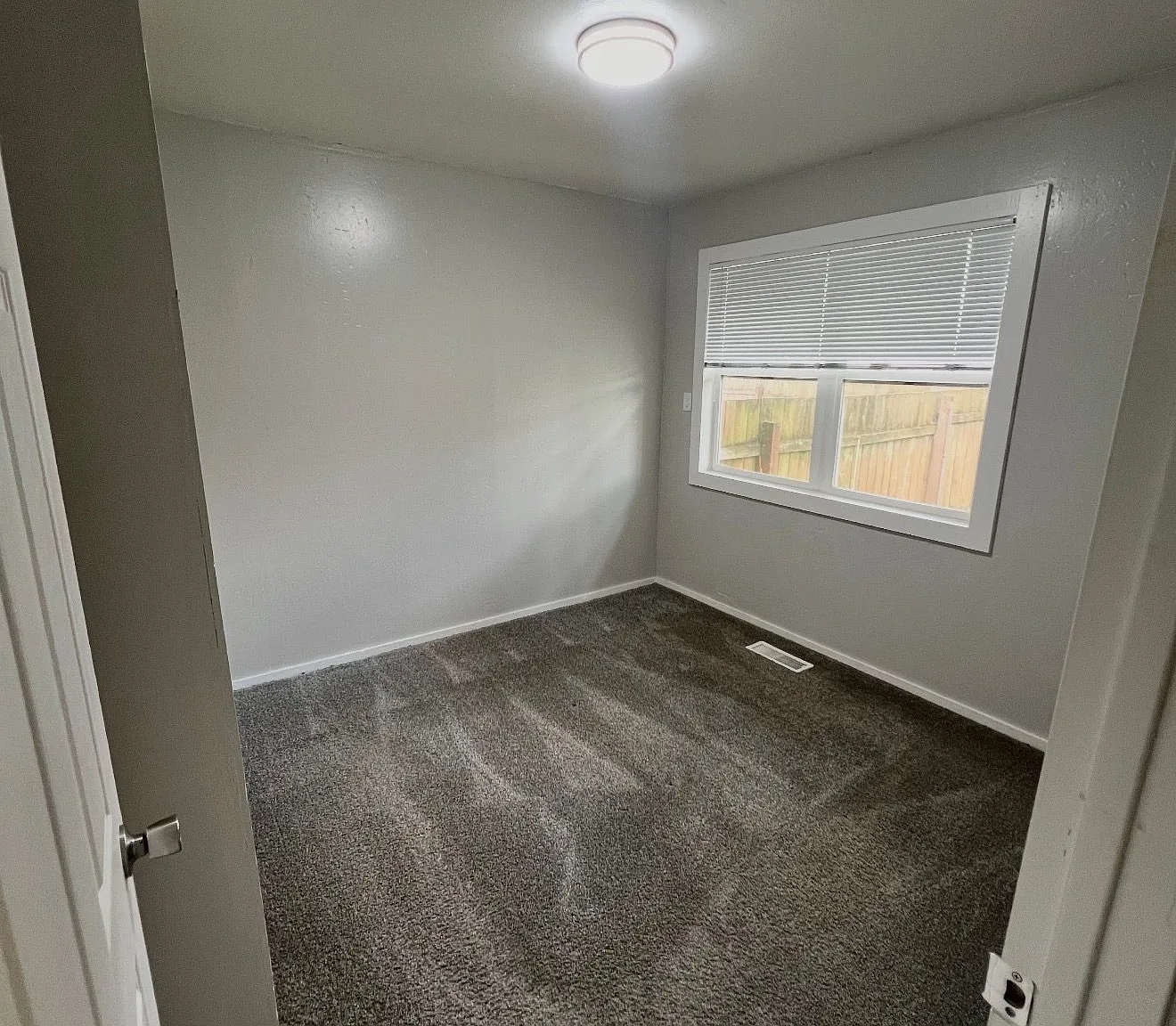 2 bed, 1.0 bath, $1,875 — Photo 4