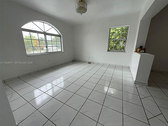 4th image of 9825 SW 54th St