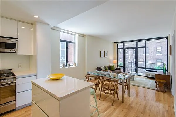 Sold by (Legacy) Elegran | media 1
