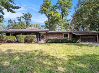 17390 Bennett Rd, North Royalton, OH 44133