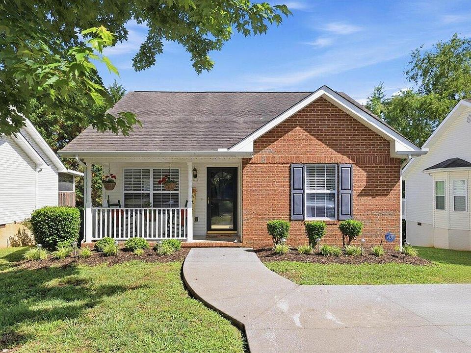 1st image of 1523 Mayberry Ln