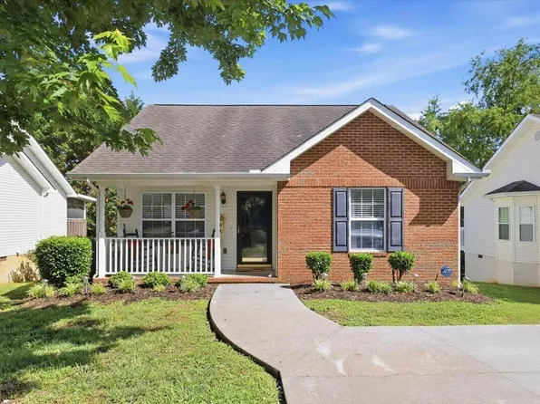 1523 Mayberry Ln, Sevierville, TN 37862
