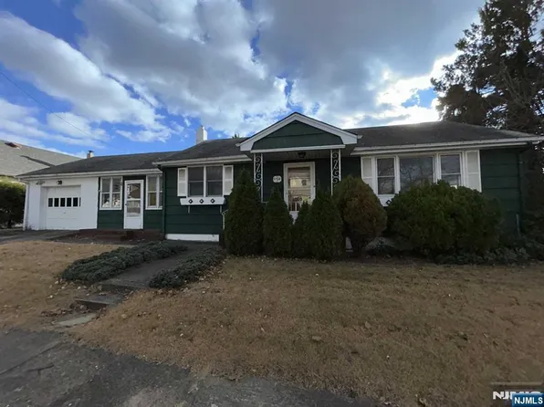 7-04 Fern St, Fair Lawn, NJ 07410