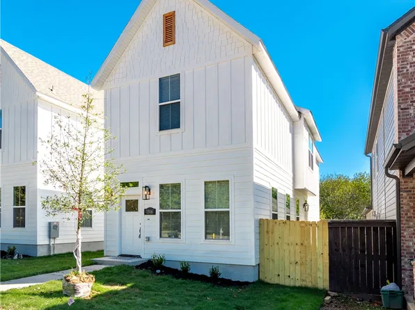 1316 S College Ave, Fayetteville, AR 72701