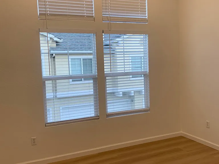 230 Wildrose Cmn #1 — Photo 17