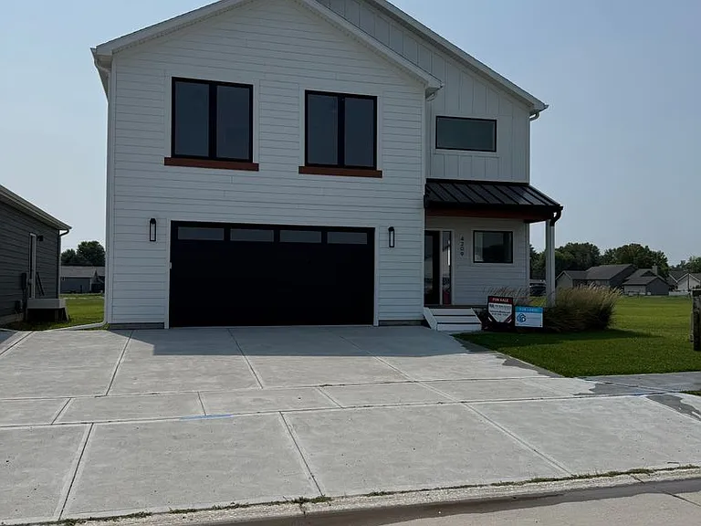 4209 Wilder Ave — Photo 2