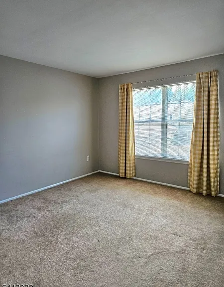 271 Abbey Dr — Photo 22