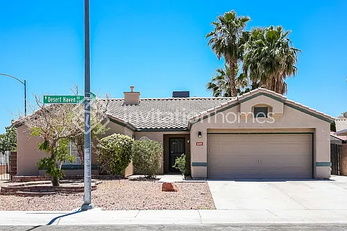 6105 Desert Haven Rd Photo 1
