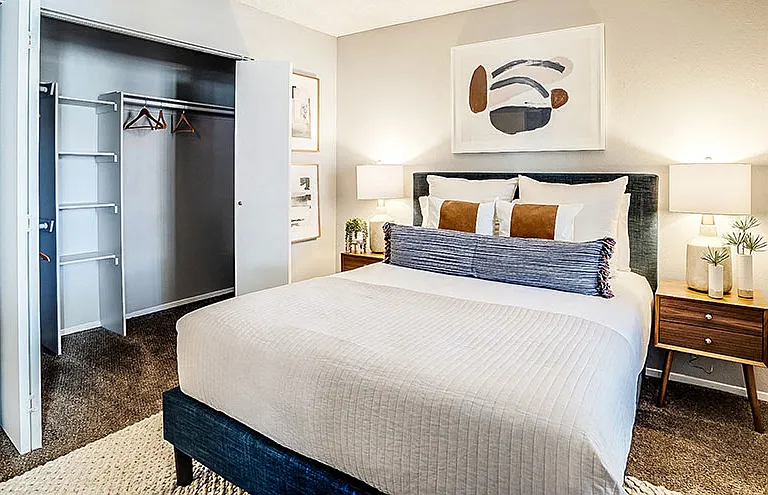 Bella Solara Apartment Homes — Photo 13