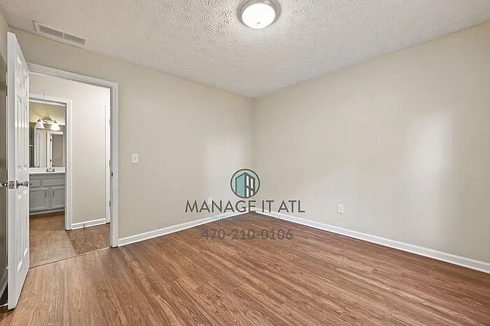 4615 Wheeler Creek Dr — Photo 26