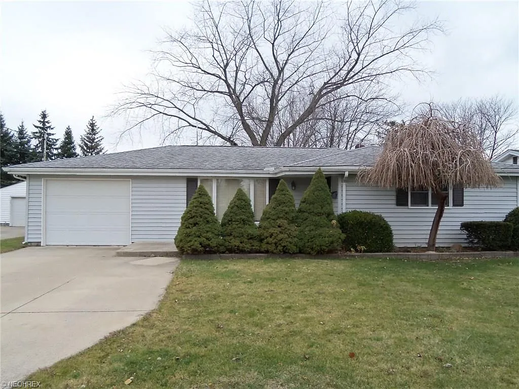 3844 N Hogan Dr photo 1