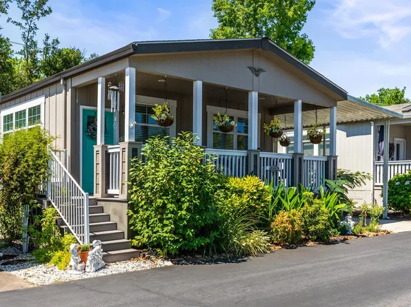 2412 Foothill Blvd Boulevard #10, Calistoga, CA 94515